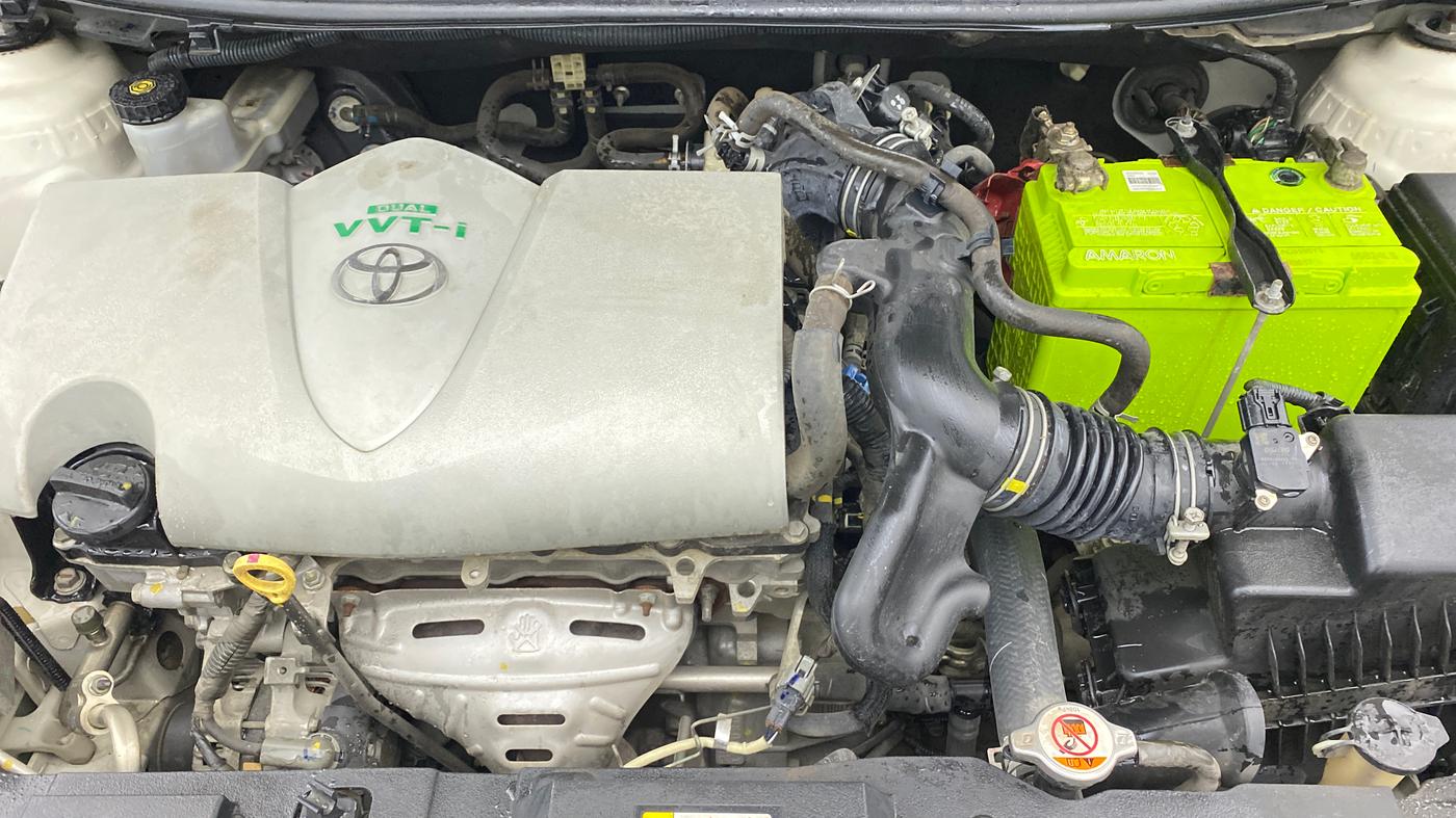 2018 Toyota YARIS G CVT, Petrol, Automatic, 46,748 km, Engine View