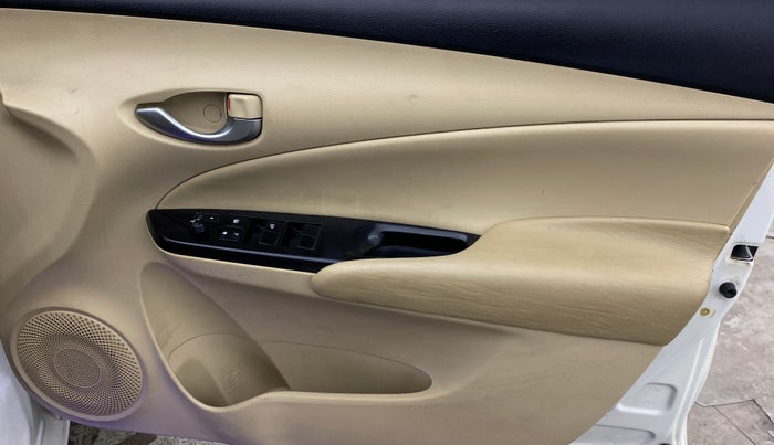 2018 Toyota YARIS G CVT, Petrol, Automatic, 46,840 km, Driver Side Door Panels Control