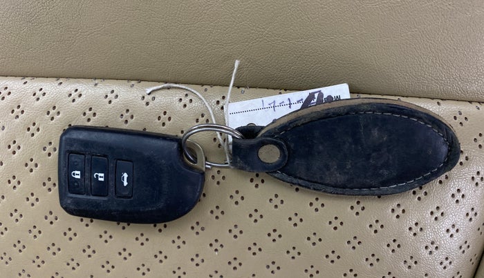 2018 Toyota YARIS G CVT, Petrol, Automatic, 46,840 km, Key Close Up