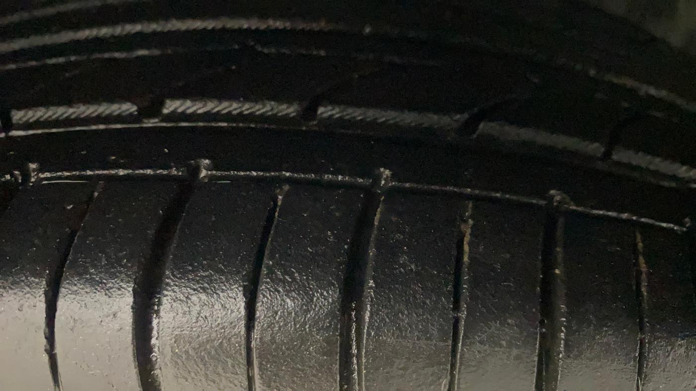 2017 Ford New Figo TITANIUM1.5 DIESEL, Diesel, Manual, 89,943 km, Right Front Tyre Tread