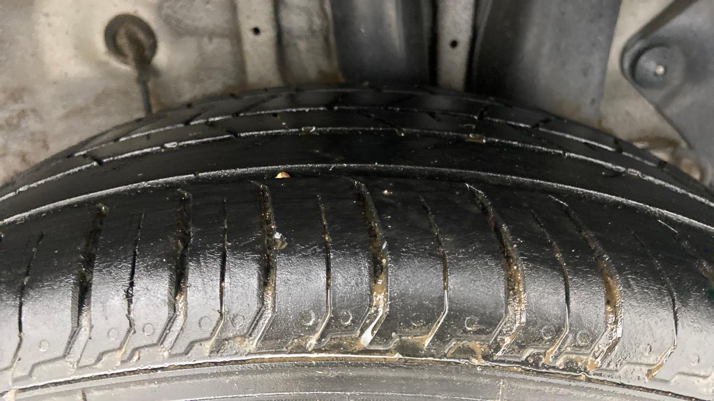 2018 Hyundai Elite i20 ASTA 1.2 (O), Petrol, Manual, 49,241 km, Left Rear Tyre Tread