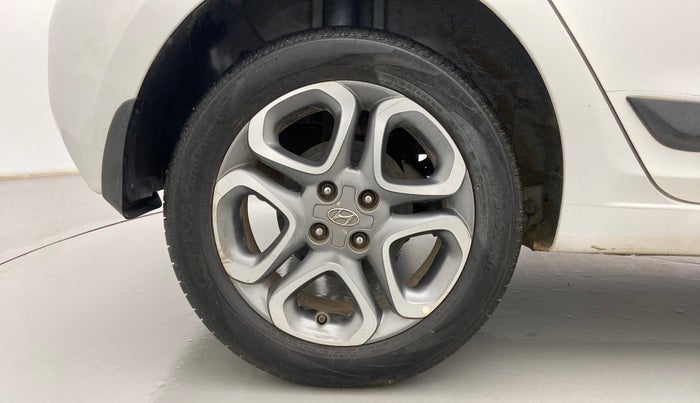 2018 Hyundai Elite i20 ASTA 1.2 (O), Petrol, Manual, 49,241 km, Right Rear Wheel