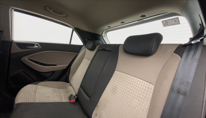 2018 Hyundai Elite i20 ASTA 1.2 (O), Petrol, Manual, 49,241 km, Right Side Rear Door Cabin