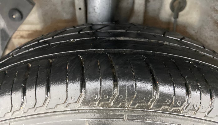 2018 Hyundai Elite i20 ASTA 1.2 (O), Petrol, Manual, 49,241 km, Right Rear Tyre Tread