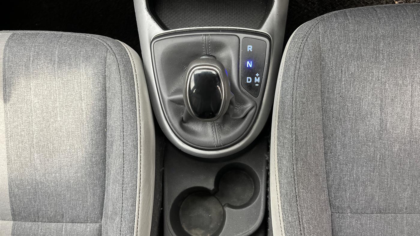 2019 Hyundai GRAND I10 NIOS SPORTZ U2 AMT 1.2 CRDI, Diesel, Automatic, 1,10,258 km, Gear Lever