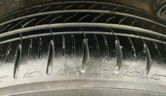 2020 Tata Tiago XZ PLUS PETROL, Petrol, Manual, 42,882 km, Right Rear Tyre Tread