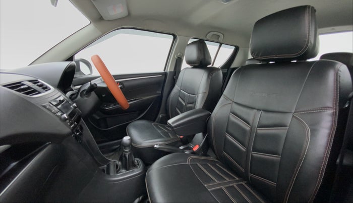 2017 Maruti Swift VXI OPT, Petrol, Manual, 37,470 km, Right Side Front Door Cabin