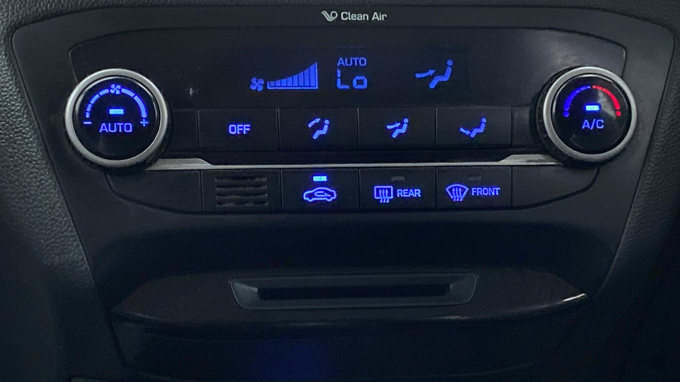 2015 Hyundai Elite i20 SPORTZ 1.2, Petrol, Manual, 55,844 km, Automatic Climate Control