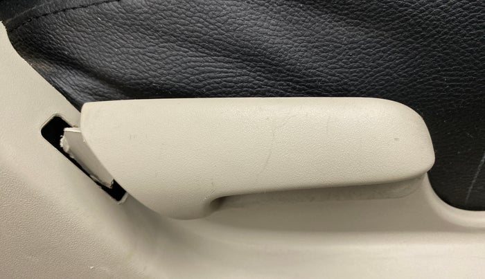 2018 Maruti Celerio VXI CNG, CNG, Manual, 44,110 km, Driver Side Adjustment Panel
