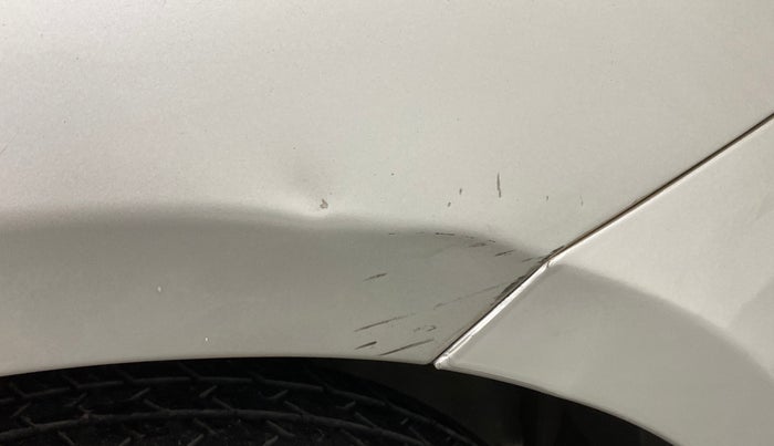 2017 Maruti Swift VXI, Petrol, Manual, 75,913 km, Right fender - Minor scratches