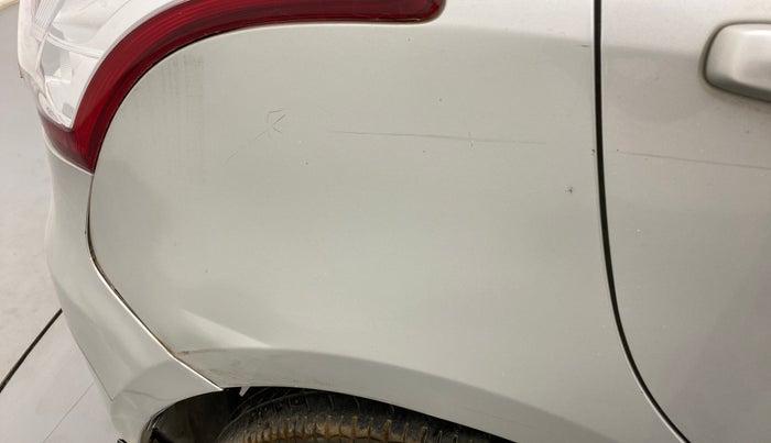 2017 Maruti Swift VXI, Petrol, Manual, 75,913 km, Right quarter panel - Minor scratches