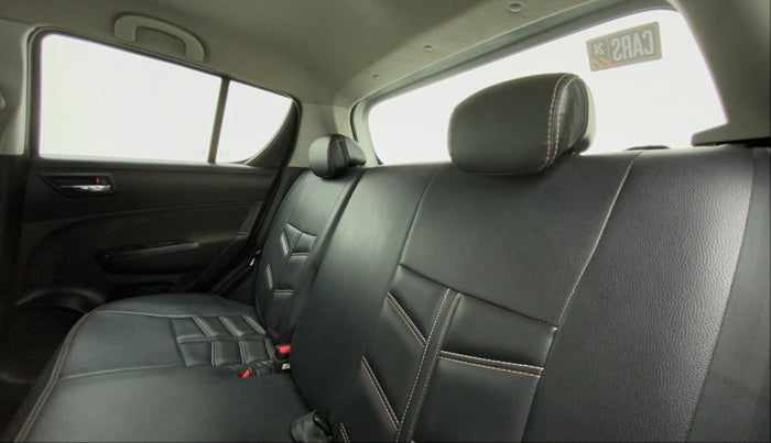 2017 Maruti Swift VXI, Petrol, Manual, 75,913 km, Right Side Rear Door Cabin