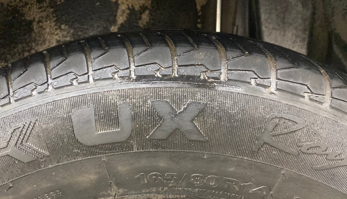 2014 Maruti Ritz ZXI, Petrol, Manual, 84,960 km, Left Rear Tyre Tread