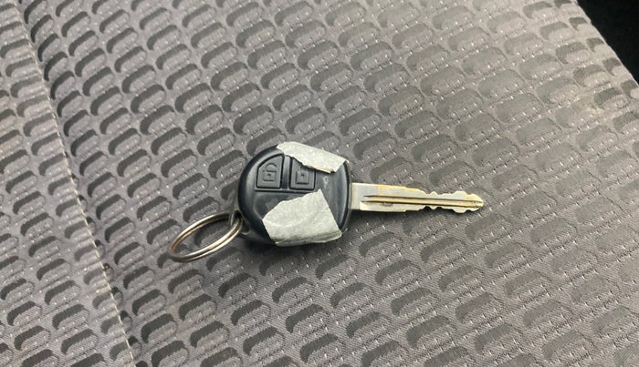 2014 Maruti Ritz ZXI, Petrol, Manual, 84,960 km, Key Close Up