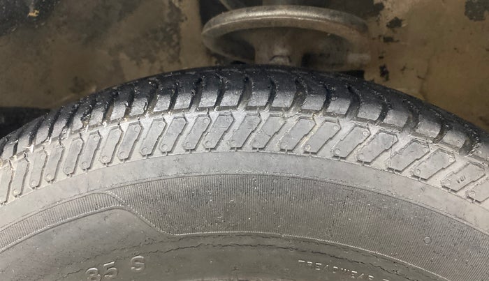 2014 Maruti Ritz ZXI, Petrol, Manual, 84,960 km, Left Front Tyre Tread