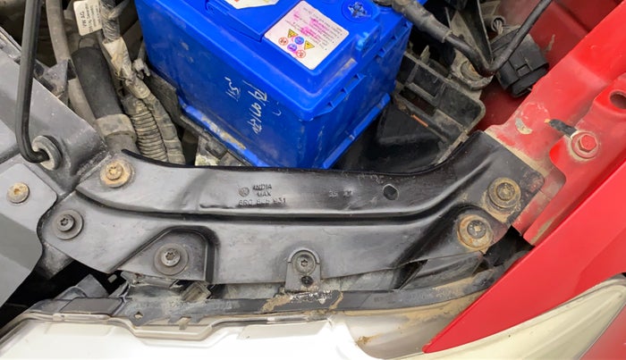 2012 Volkswagen Polo TRENDLINE 1.2L PETROL, Petrol, Manual, 60,208 km, Left headlight - Clamp has minor damage