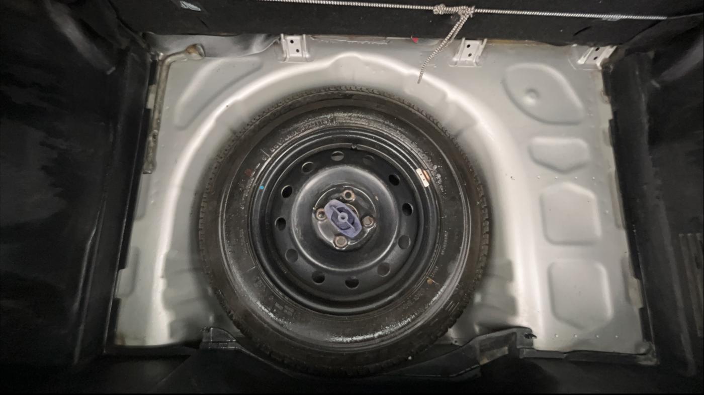 2019 Maruti Swift VXI, Petrol, Manual, 50,240 km, Spare Tyre