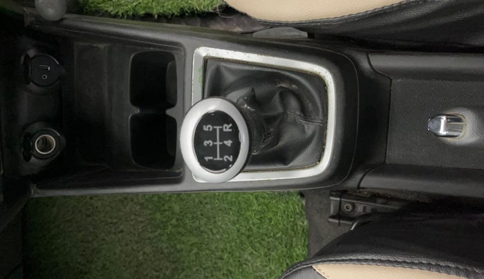 2019 Maruti Swift VXI, Petrol, Manual, 50,139 km, Gear Lever