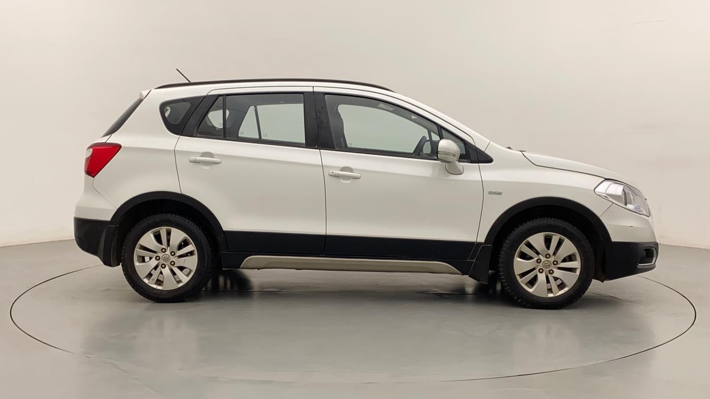 2015 Maruti S Cross ZETA 1.3, Diesel, Manual, 46,074 km, Right Side View