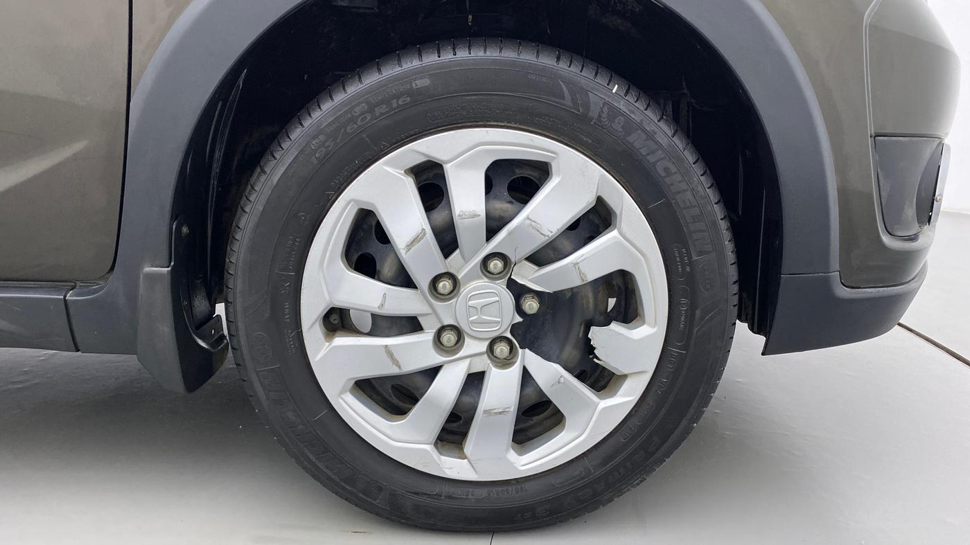 2017 Honda BR-V 1.5 i-VTEC S, Petrol, Manual, 50,152 km, Right Front Wheel