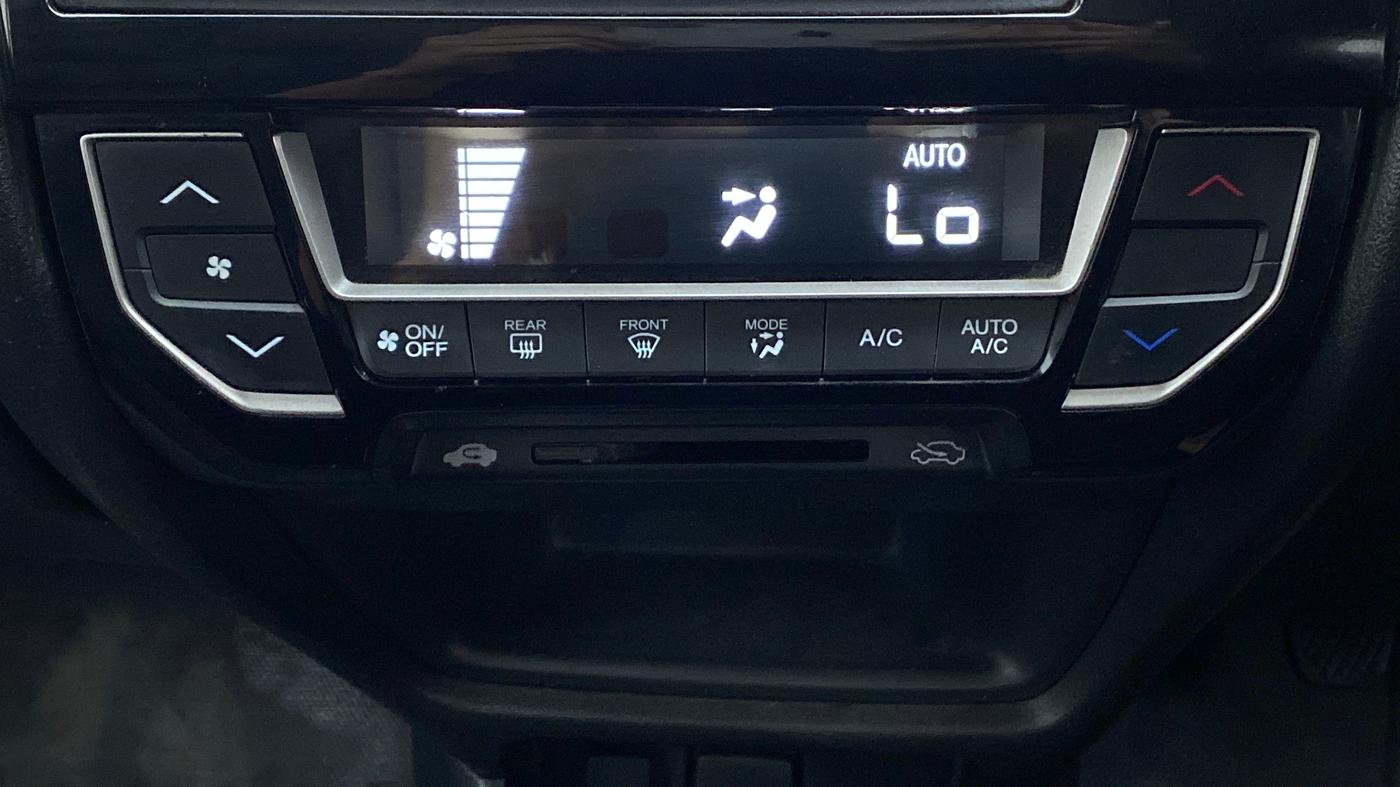 2017 Honda BR-V 1.5 i-VTEC S, Petrol, Manual, 50,152 km, Automatic Climate Control