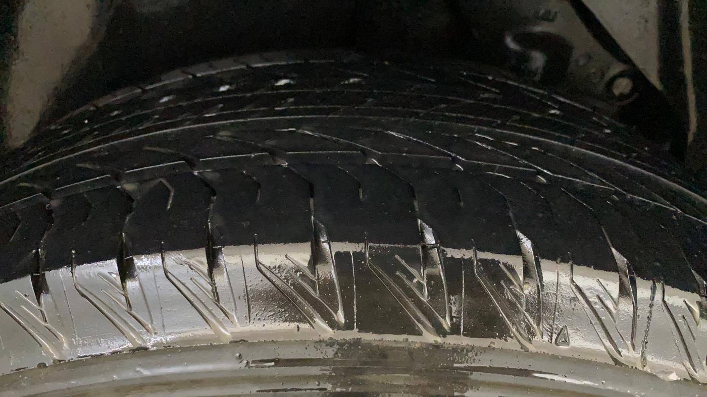 2021 Tata Safari XZ, Diesel, Manual, 59,355 km, Right Rear Tyre Tread