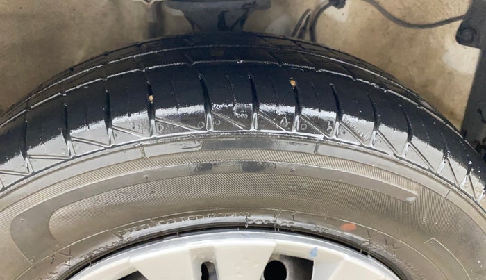 2023 Maruti Alto LXI O, Petrol, Manual, 22,764 km, Right Front Tyre Tread