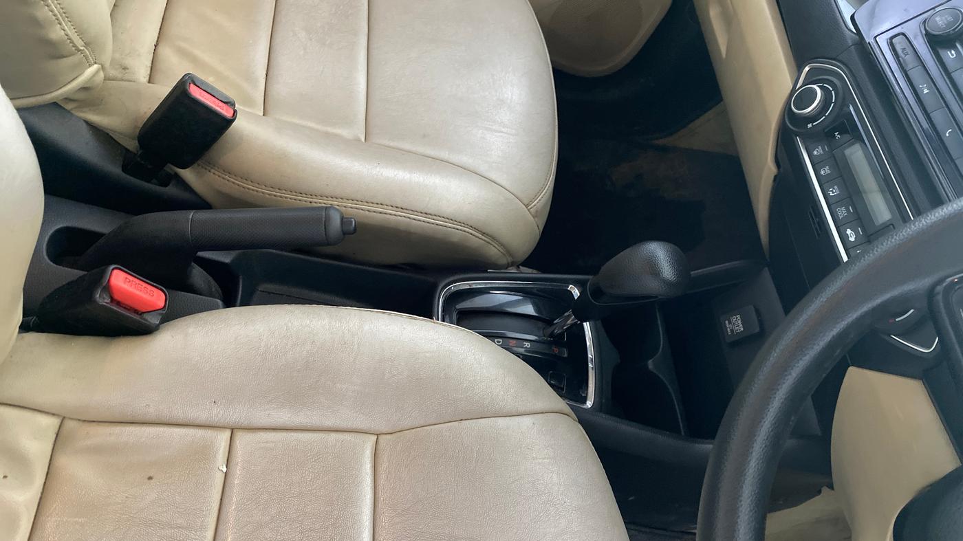 2019 Honda Amaze 1.2L I-VTEC V CVT, Petrol, Automatic, 62,038 km, Gear Lever