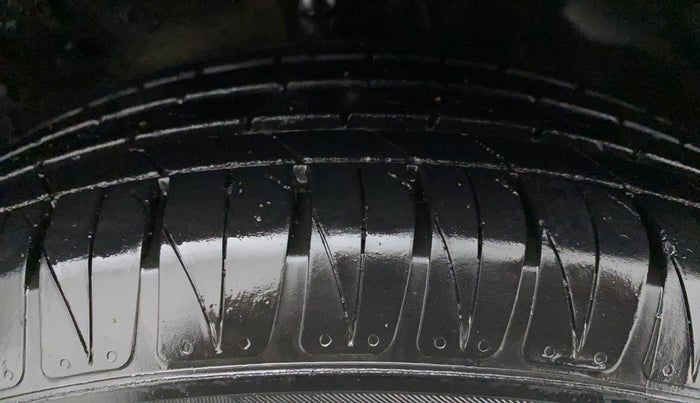2020 KIA SONET HTK PLUS 1.2, Petrol, Manual, 19,369 km, Right Front Tyre Tread