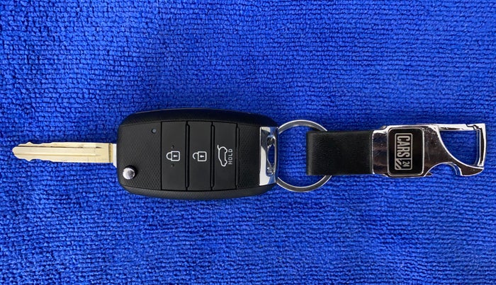 2020 KIA SONET HTK PLUS 1.2, Petrol, Manual, 19,369 km, Key Close Up