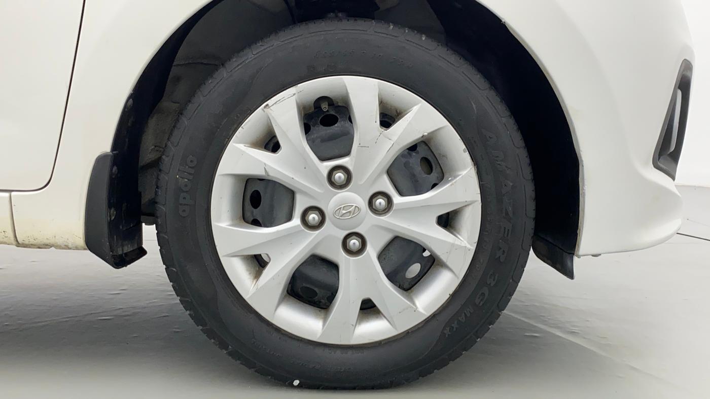 2015 Hyundai Grand i10 MAGNA 1.2 KAPPA VTVT, Petrol, Manual, 18,765 km, Right Front Wheel