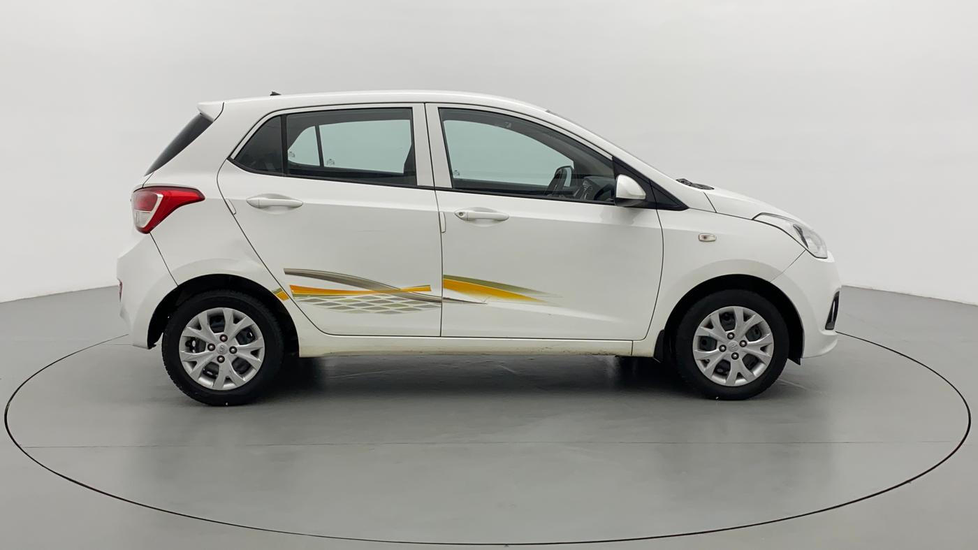 2015 Hyundai Grand i10 MAGNA 1.2 KAPPA VTVT, Petrol, Manual, 18,765 km, Right Side View
