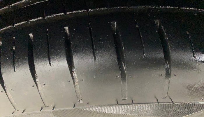 2024 Toyota Glanza E, Petrol, Manual, 20,789 km, Right Front Tyre Tread