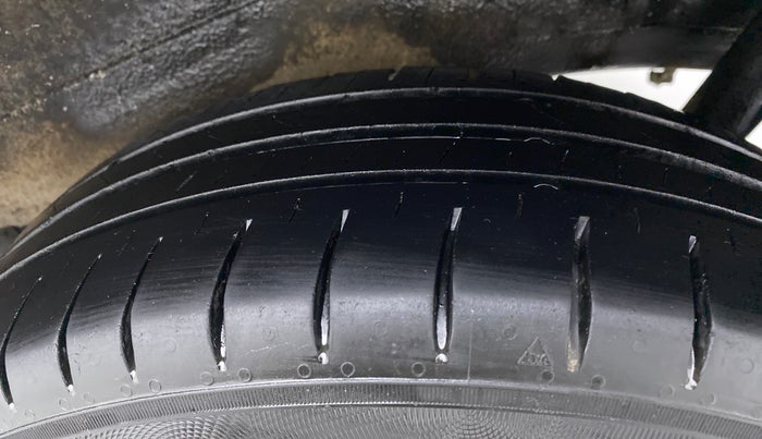 2018 Maruti Wagon R 1.0 VXI, Petrol, Manual, 41,749 km, Left Rear Tyre Tread