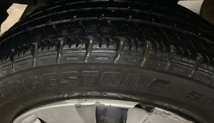 2016 Maruti Alto K10 VXI AMT, Petrol, Automatic, 28,815 km, Right Rear Tyre Tread