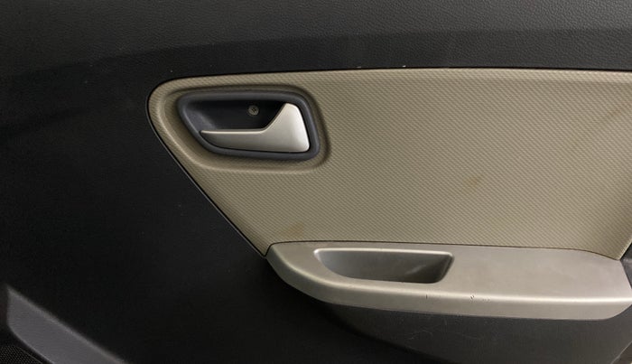 2016 Maruti Alto K10 VXI AMT, Petrol, Automatic, 28,815 km, Driver Side Door Panels Control