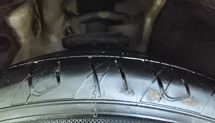 2022 MG ASTOR SAVVY 1.5 CVT, Petrol, Automatic, 65,146 km, Right Front Tyre Tread