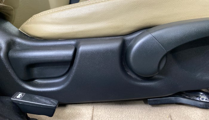 2015 Honda City 1.5L I-VTEC VX, Petrol, Manual, 13,448 km, Driver Side Adjustment Panel