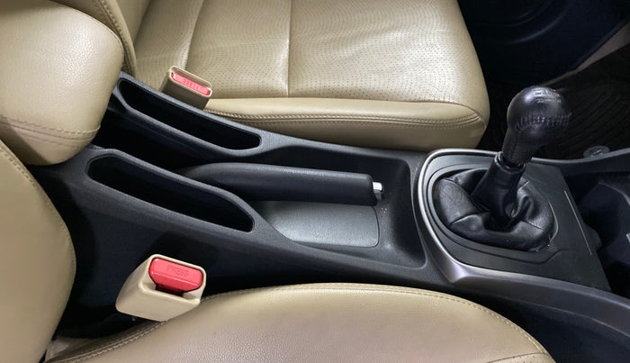 2015 Honda City 1.5L I-VTEC VX, Petrol, Manual, 13,448 km, Gear Lever