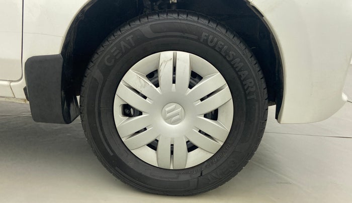 2021 Maruti Alto VXI, Petrol, Manual, 2,302 km, Right Front Wheel