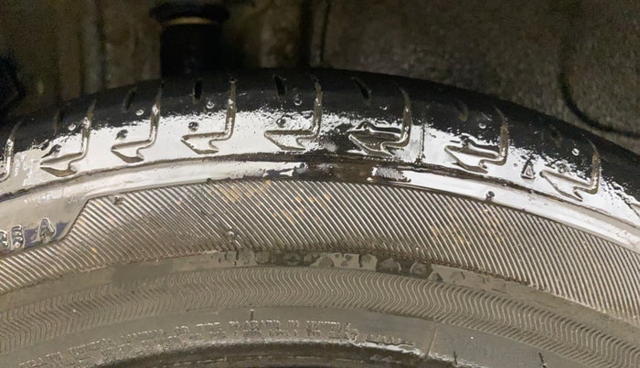 2019 Maruti IGNIS DELTA 1.2 AMT, Petrol, Automatic, 14,627 km, Right Rear Tyre Tread