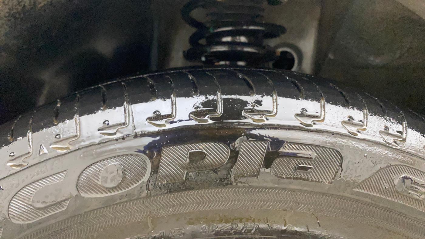 2019 Maruti IGNIS DELTA 1.2 AMT, Petrol, Automatic, 14,627 km, Left Front Tyre Tread