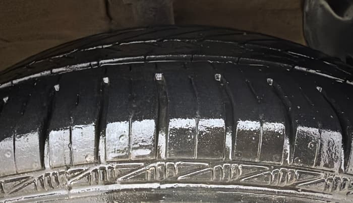 2015 Hyundai Grand i10 SPORTZ 1.2 KAPPA VTVT, Petrol, Manual, 47,100 km, Right Front Tyre Tread