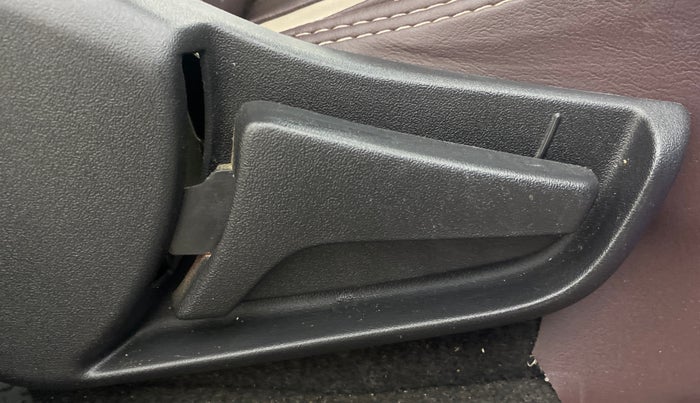 2023 Maruti Alto K10 VXI, Petrol, Manual, 26,165 km, Driver Side Adjustment Panel