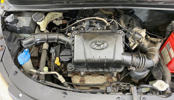 2014 Hyundai i10 MAGNA 1.1, Petrol, Manual, 32,281 km, Engine View - Right