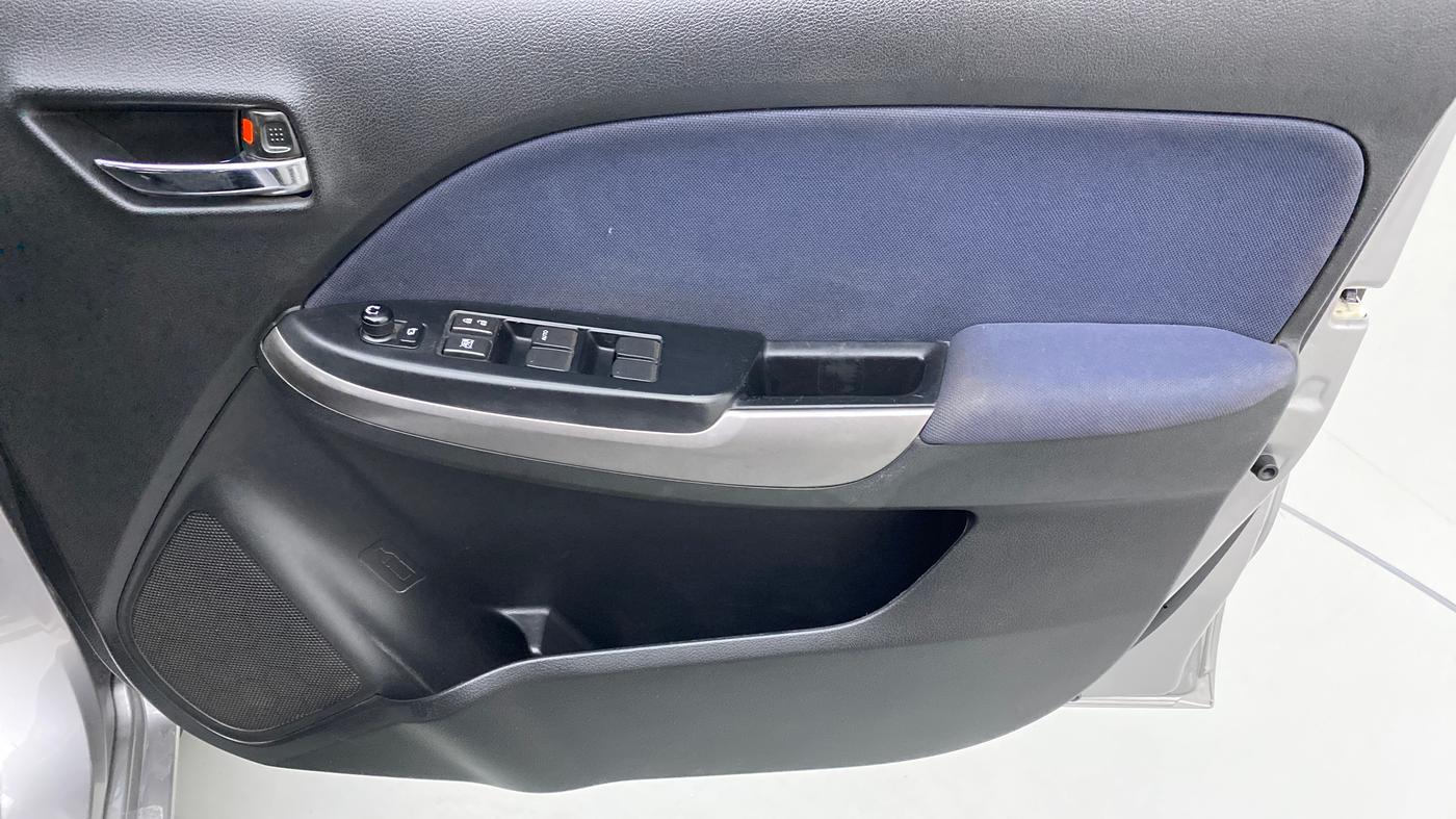 2020 Maruti Baleno ZETA 1.2 K12, Petrol, Manual, 27,642 km, Driver Side Door Panels Control