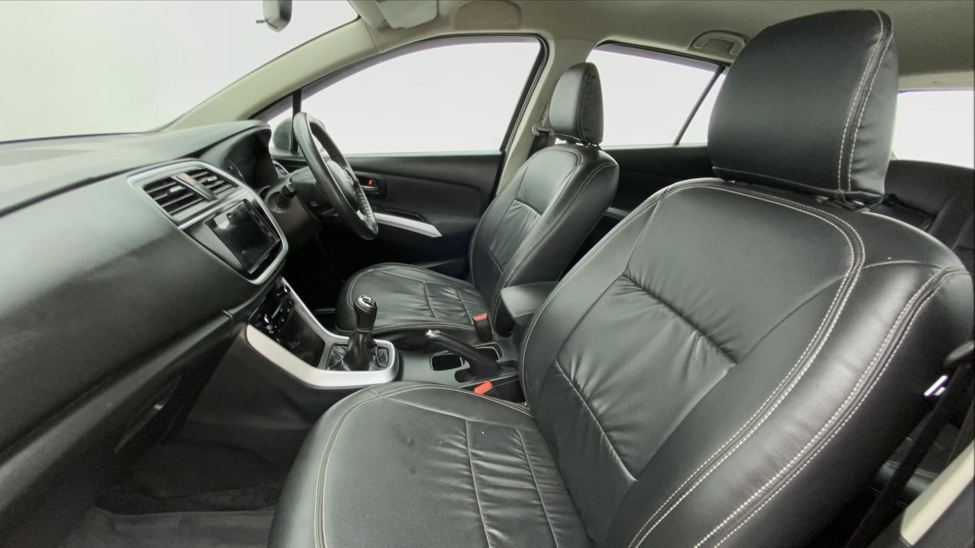 2018 Maruti S Cross ZETA 1.3 SHVS, Diesel, Manual, 70,167 km, Right Side Front Door Cabin