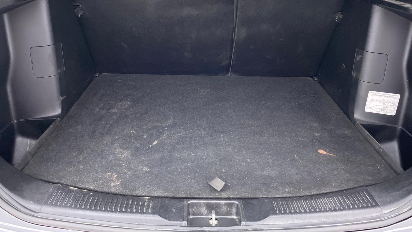 2018 Maruti S Cross ZETA 1.3 SHVS, Diesel, Manual, 70,167 km, Boot Inside