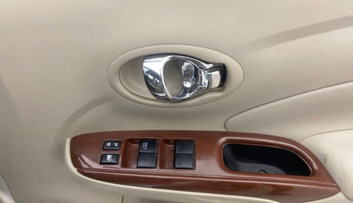 2013 Nissan Sunny XL CVT, Petrol, Automatic, 78,858 km, Driver Side Door Panels Control