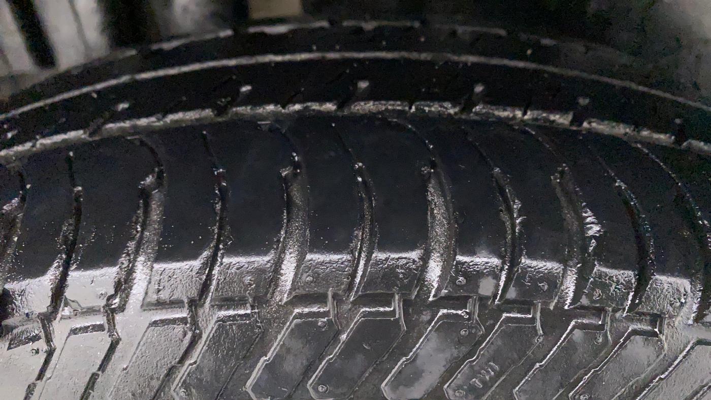 2012 Maruti Swift VDI, Diesel, Manual, 31,084 km, Right Rear Tyre Tread